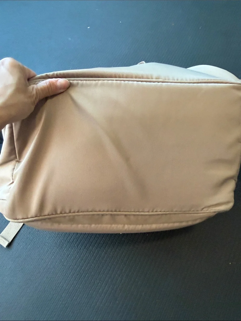 Sarah Wells norah pump bag latte